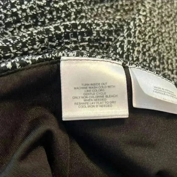 Nine West Pull On Textured Stretch Pencil Skirt Size Medium Black & White - Picture 7 of 7